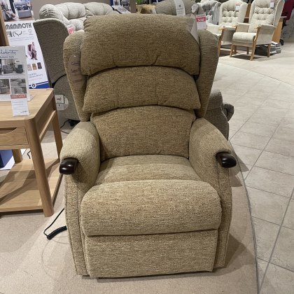 Celebrity Westbury - Petite Dual Motor Lift and Tilt Recliner Celebrity Westbury - Petite Dual Motor Lift and Tilt Recliner