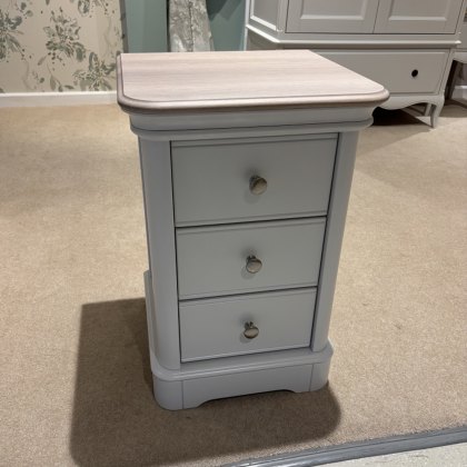 Chartwell Bedroom - Small 3 Drawer Bedside Chartwell Bedroom - Small 3 Drawer Bedside