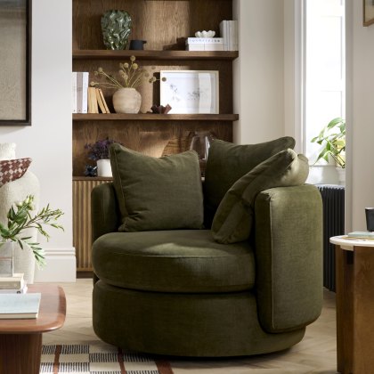 Vogue Williams Piccadilly - Large Swivel Chair Vogue Williams Piccadilly - Large Swivel Chair