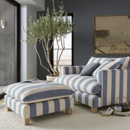 Vogue Williams Howth - Footstool Vogue Williams Howth - Footstool