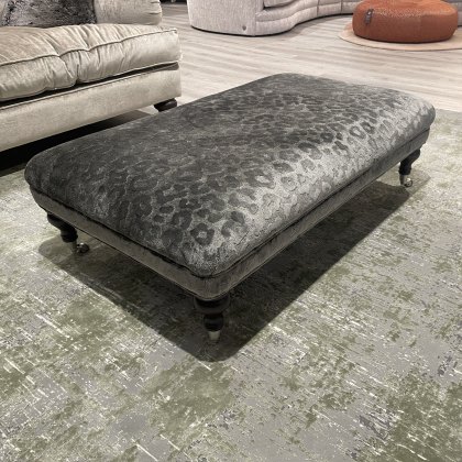 Belgrade - Footstool Belgrade - Footstool