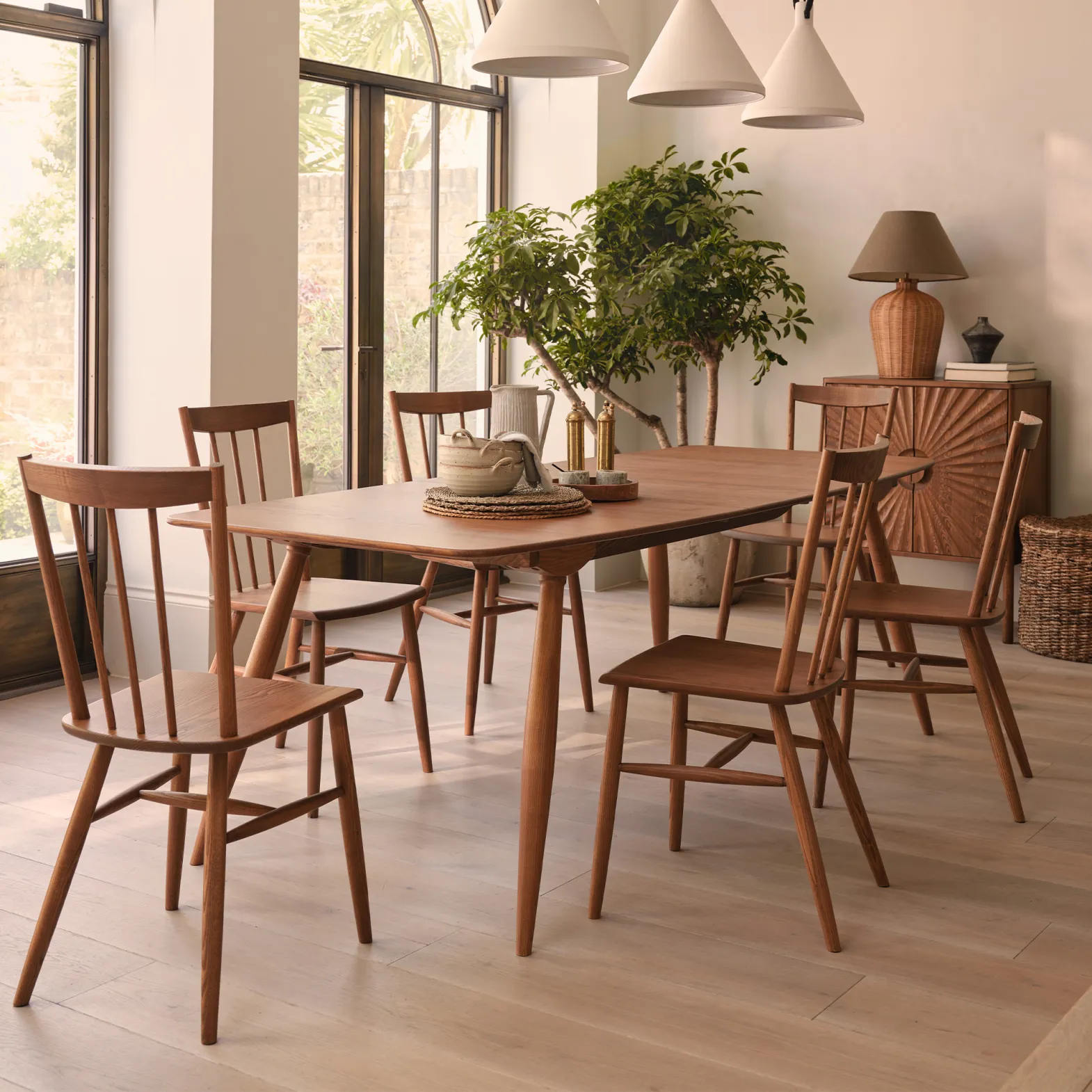 ercol Dining Tables & Chairs
ercol dining furniture is renowned for its use of solid wood, thoughtful proportions and enduring design. From extending dining tables ideal for entertaining to finely crafted dining chairs that prioritise comfort, each piece is designed to be both functional and visually striking. Available in a range of finishes and styles, ercol dining tables and chairs work beautifully in modern open-plan spaces as well as more traditional dining rooms, offering flexibility without compromising on quality.
View all ercol Dining Furniture