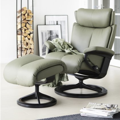 Stressless Magic - Recliner Chair with Footstool (Signature Base)