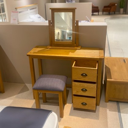 Bridgend Bedroom - Dressing Table,Mirror and Stool (Oak)