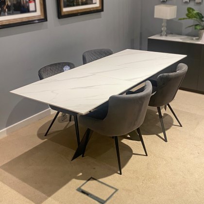 Omega - Extending Table