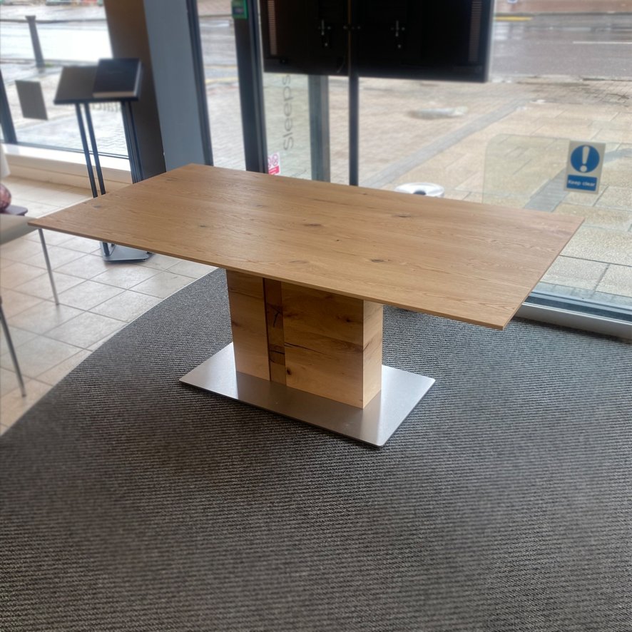 Venjakob - ET561 Ara Table